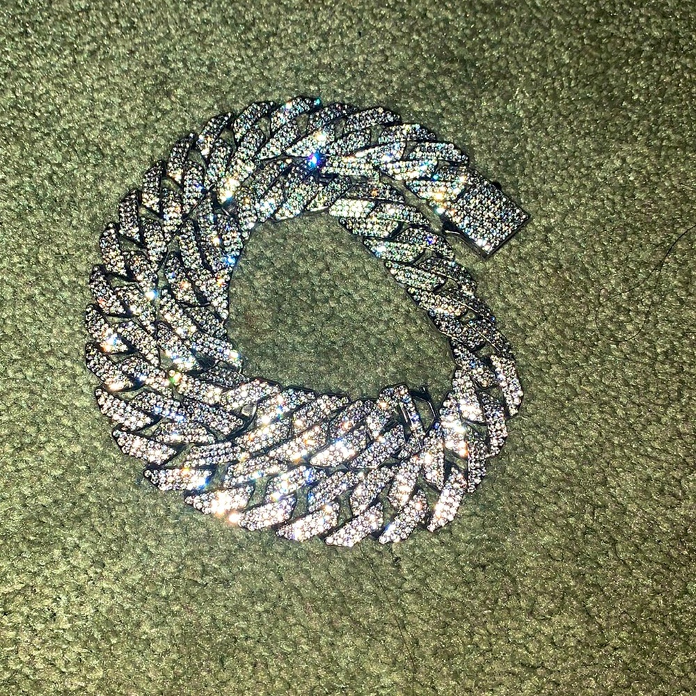Diamond Cuban link necklace, 18 inch from ice box